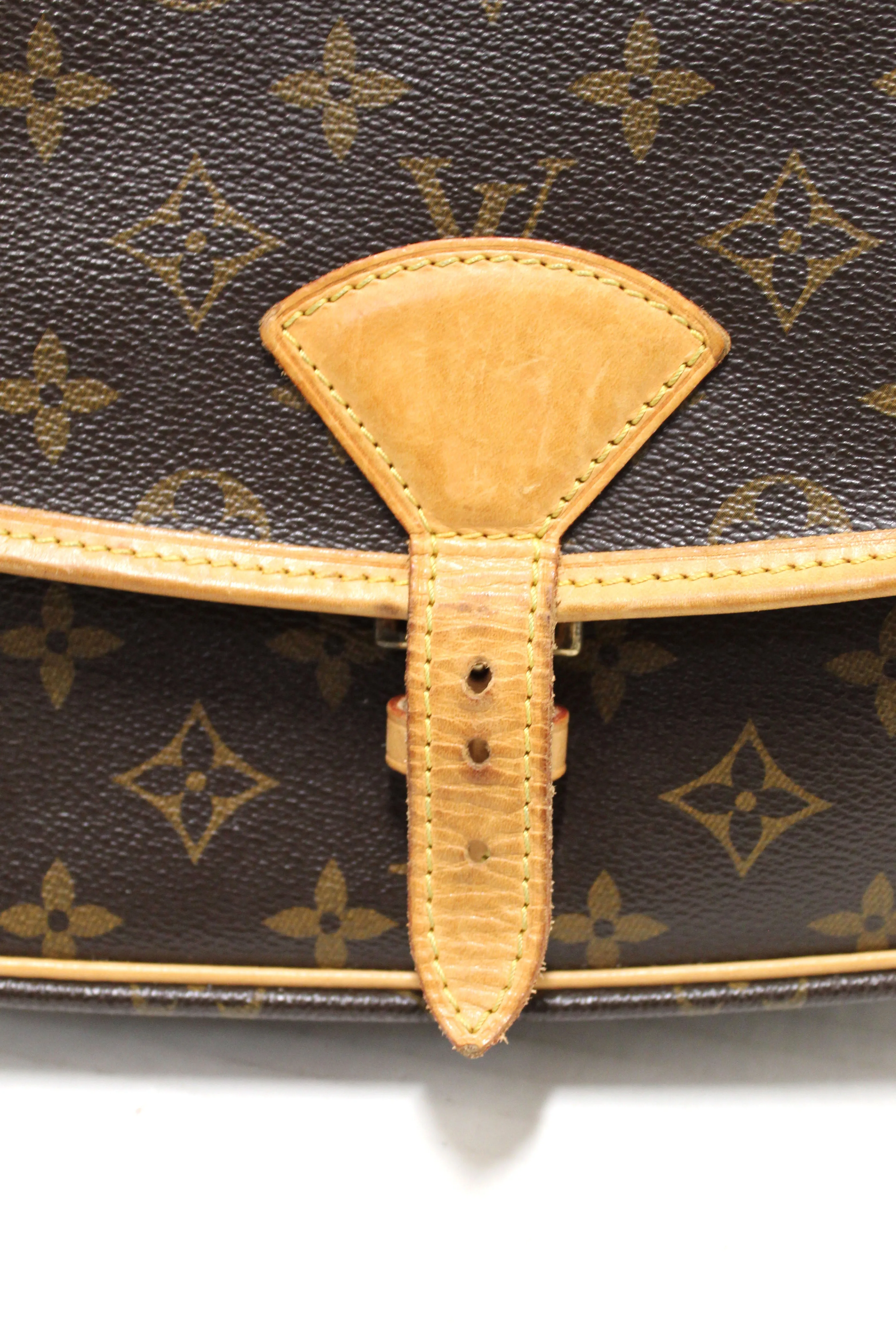 Authentic Louis Vuitton Classic Monogram Sologne Messenger Bag