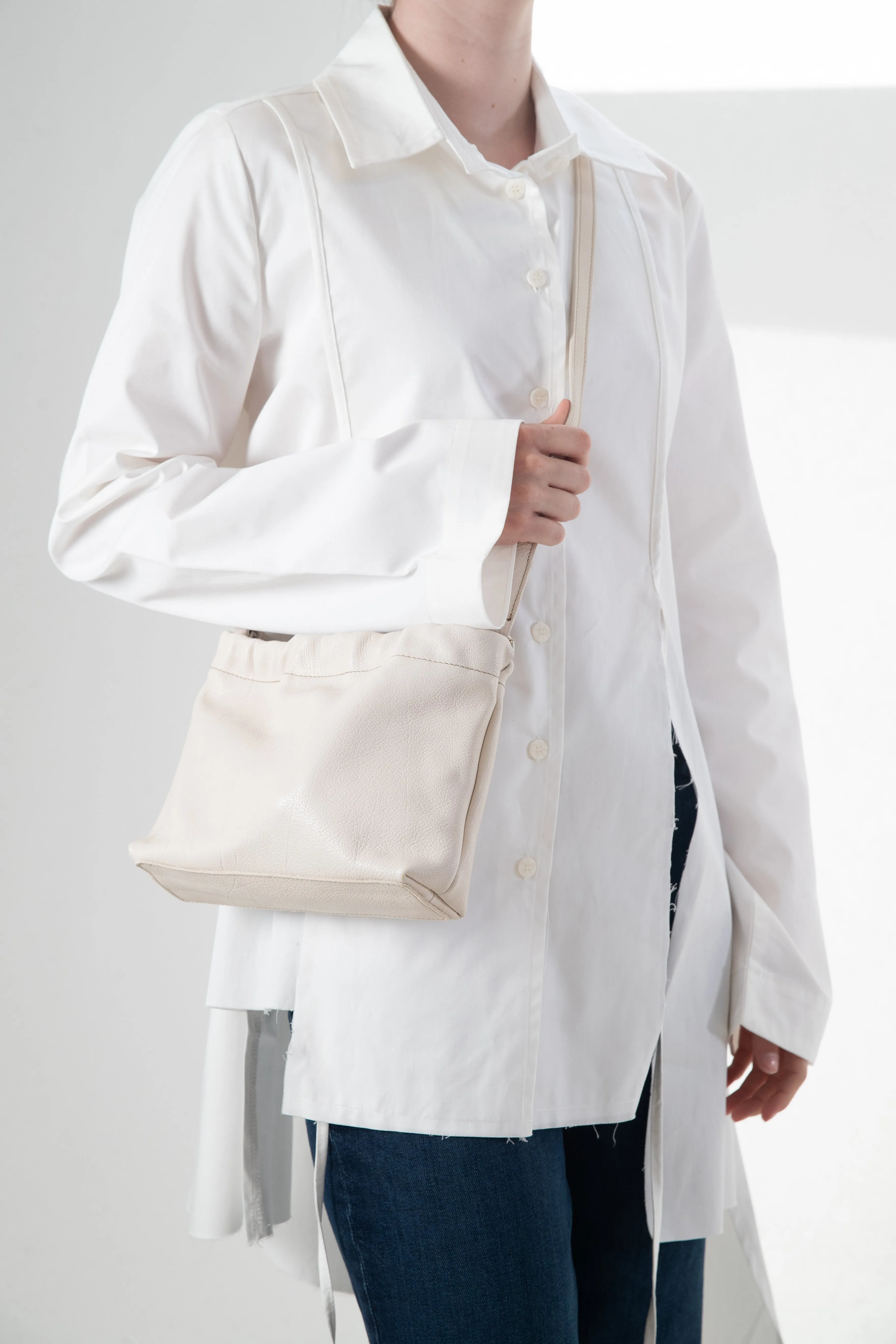 Harpers Emporium Gathered Bag Short in Ghost