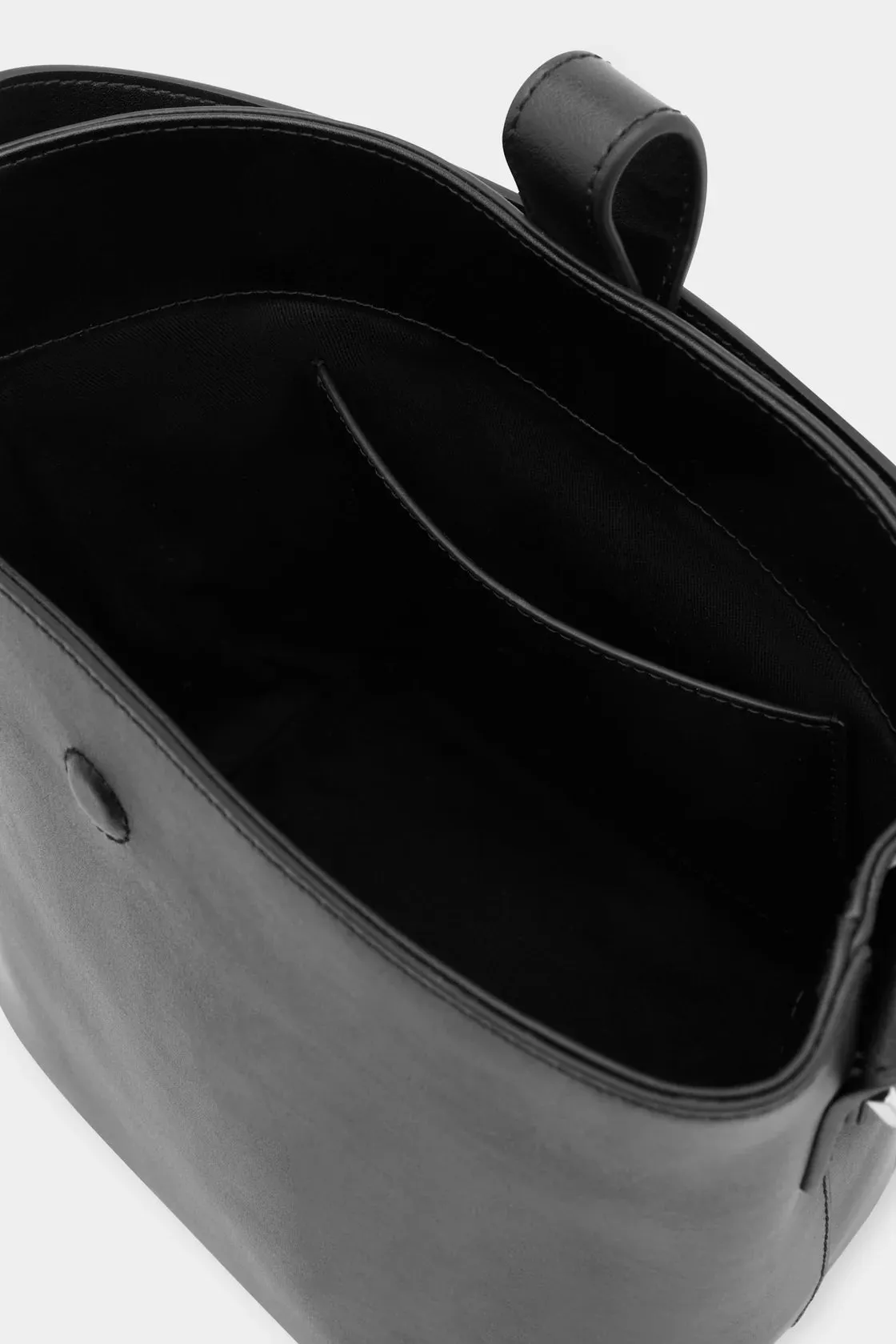Penny bucket bag black